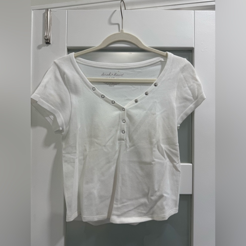 Derek Heart White Short Sleeve Blouse